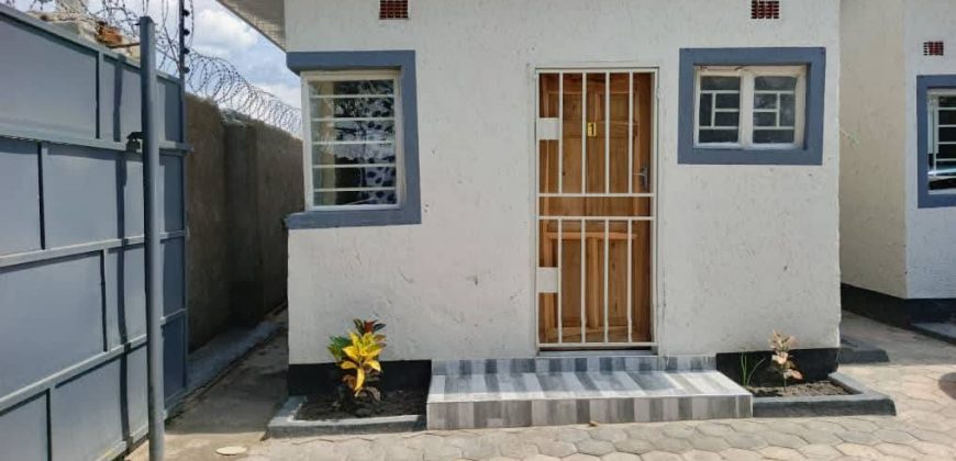 16 NEWLY BUILT BEDSITTERS FOR SALE IN LIBALA SOUTH NEAR CHOPPIES SUPERMARKET OFF LILAYI ROAD